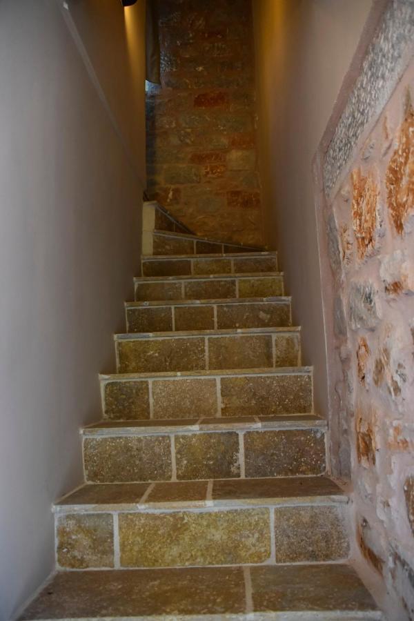 Arapis Rooms & Suites Agios Kiprianos Eksteriør bilde