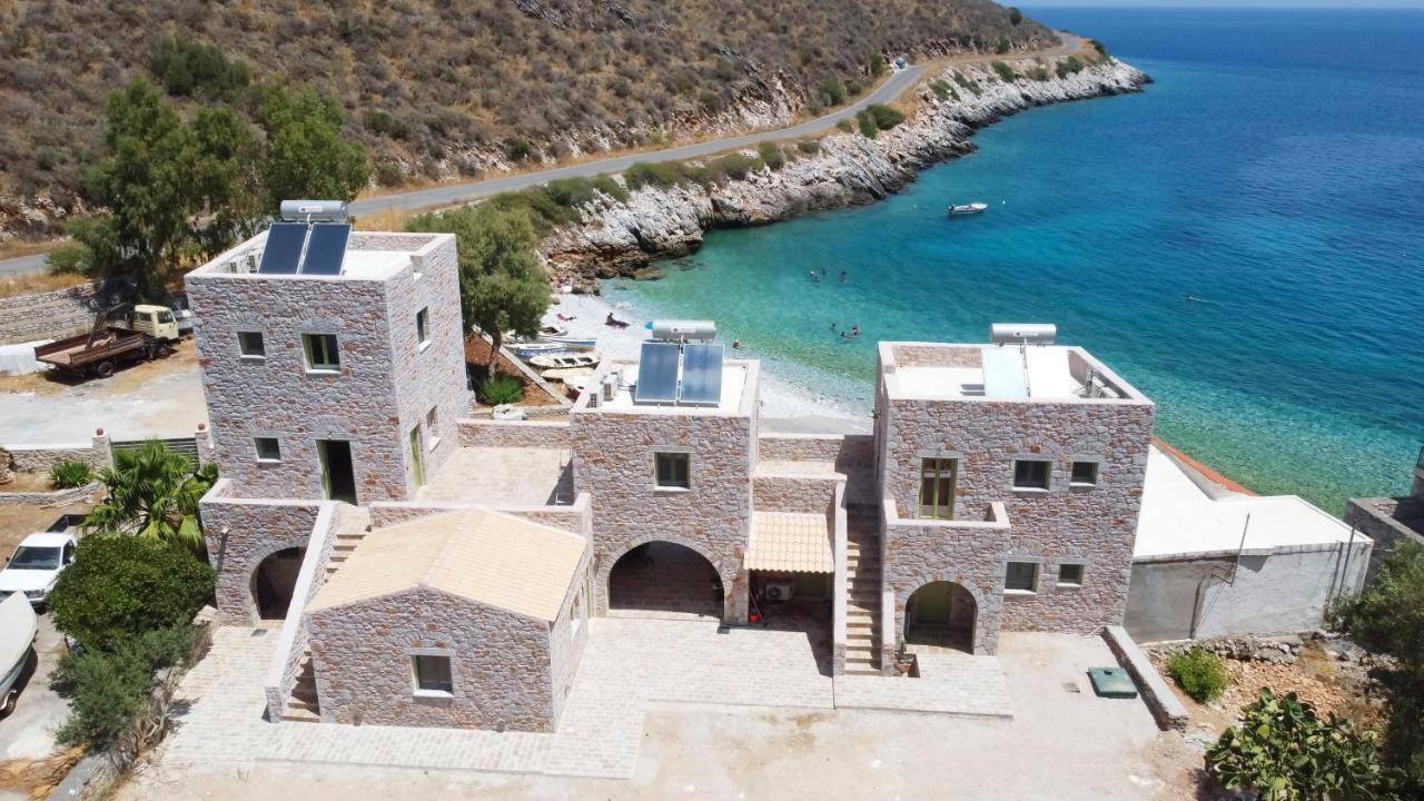 Arapis Rooms & Suites Agios Kiprianos Eksteriør bilde