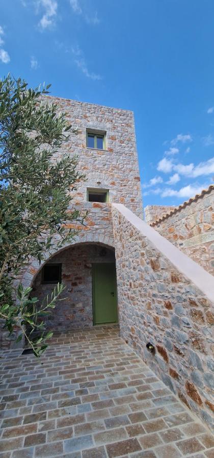 Arapis Rooms & Suites Agios Kiprianos Eksteriør bilde