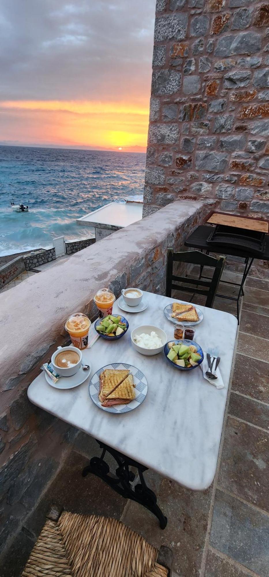 Arapis Rooms & Suites Agios Kiprianos Eksteriør bilde
