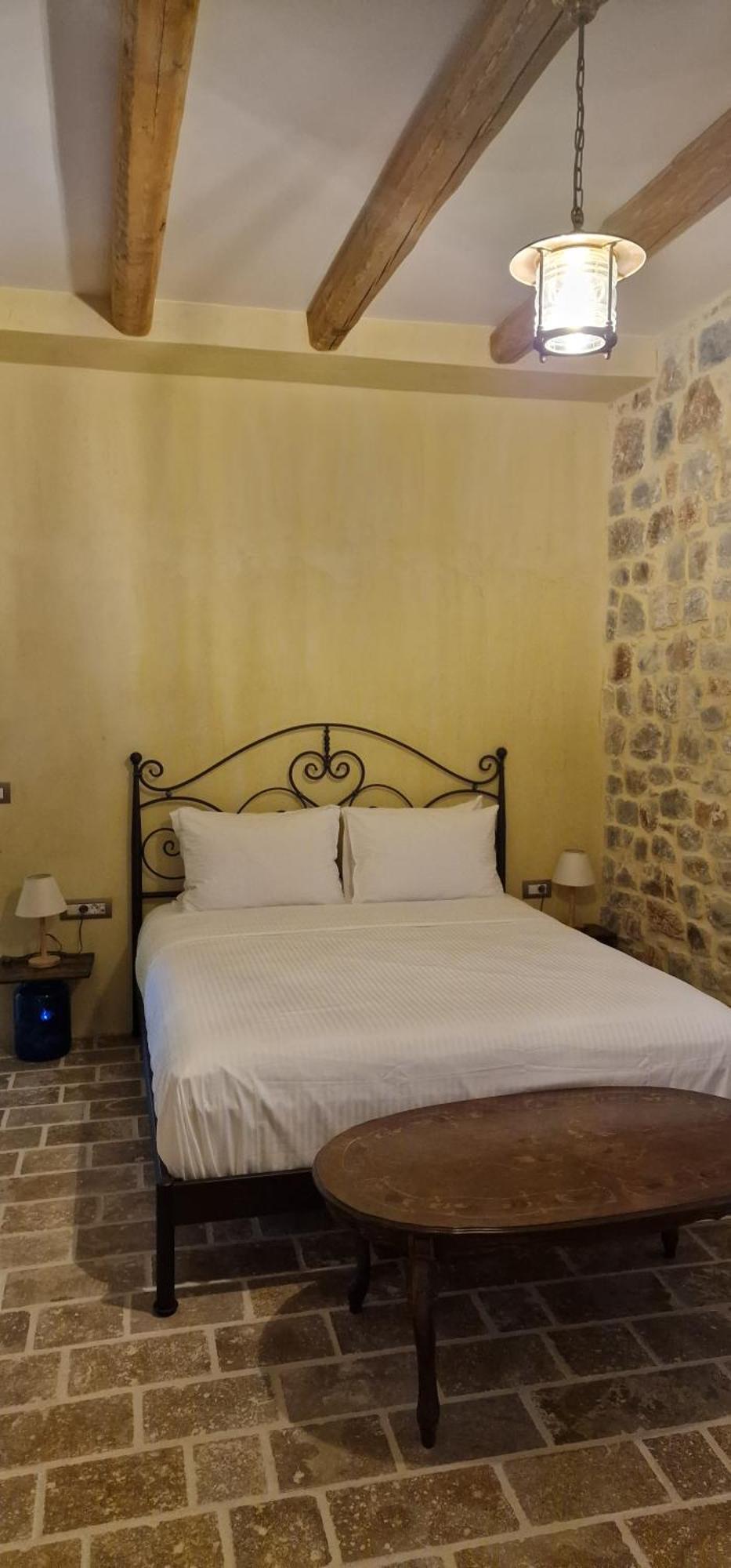 Arapis Rooms & Suites Agios Kiprianos Eksteriør bilde