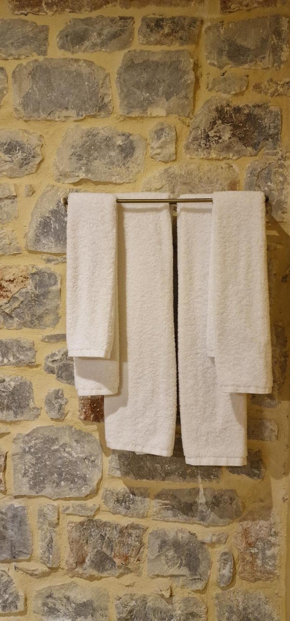 Arapis Rooms & Suites Agios Kiprianos Eksteriør bilde