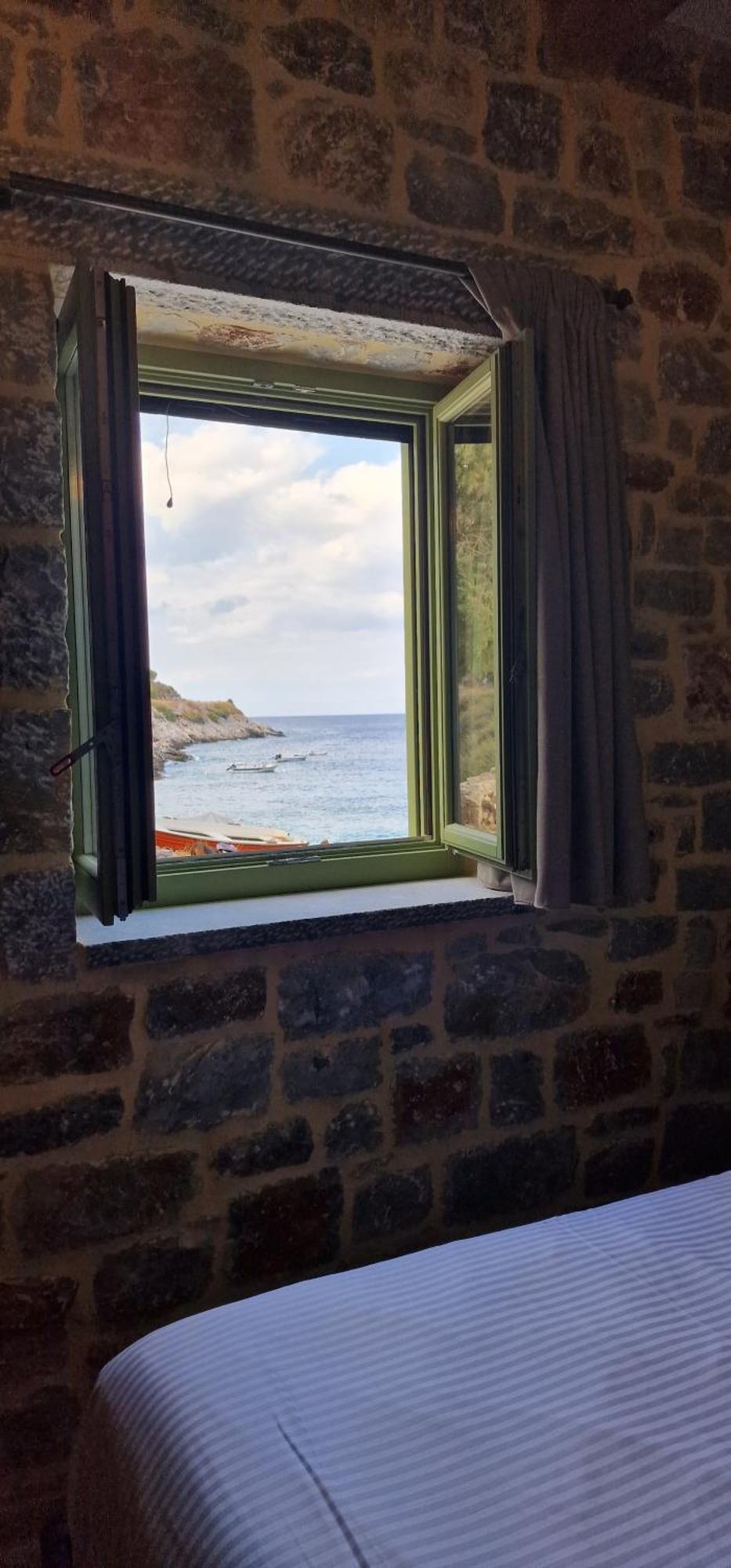 Arapis Rooms & Suites Agios Kiprianos Eksteriør bilde